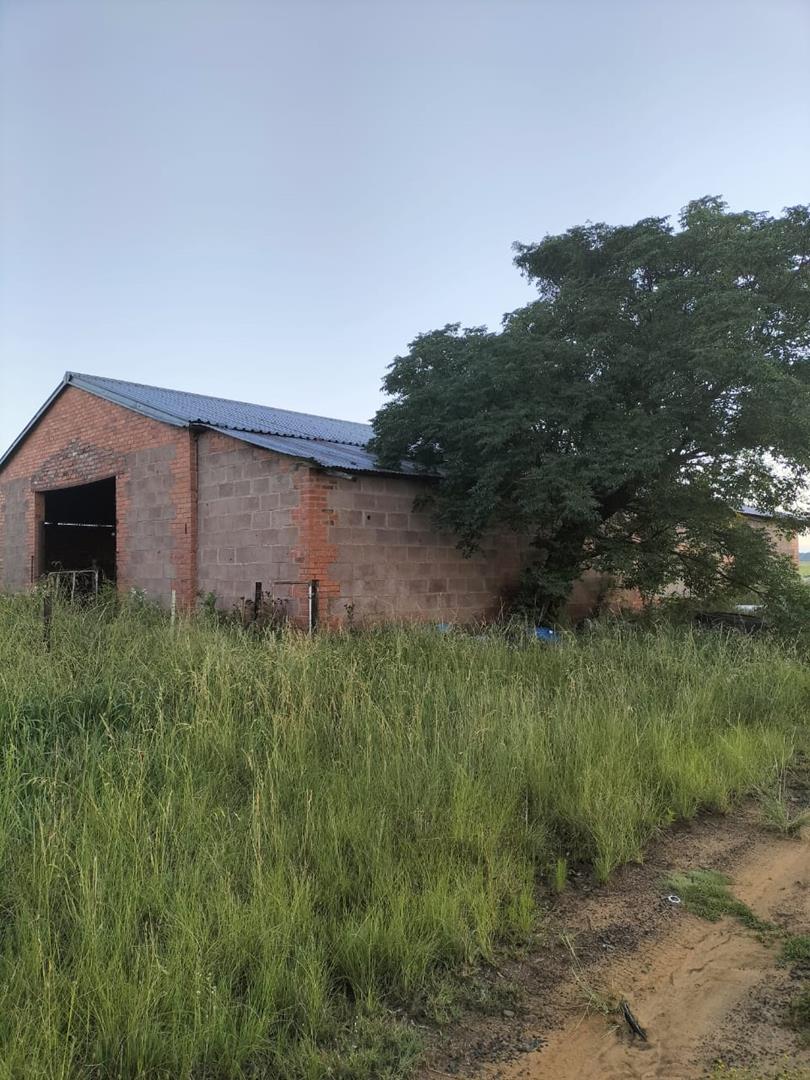 22 Bedroom Property for Sale in Tweespruit Free State